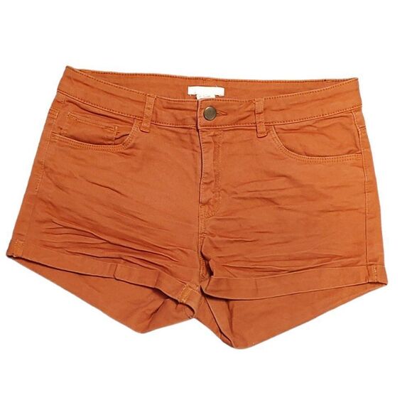 H&M Mid Rise Rust Colored Shorts Size 6 - Picture 1 of 4